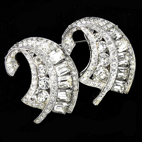 Coro Pave and Diamante Openwork Double Leaf Swirl Pin Clip Duette