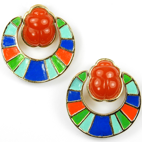 Hattie Carnegie Egyptian Revival Carnelian Scarab with Enamelled Pendant Doorknocker Clip Earrings